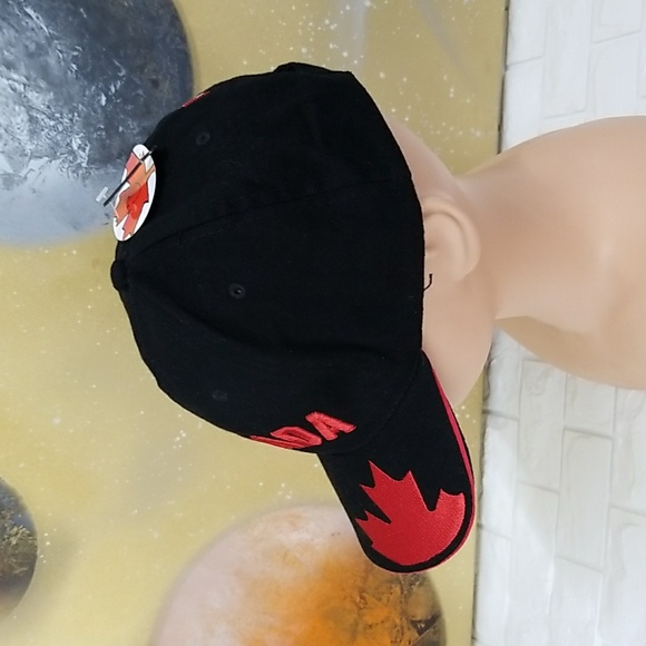 Canadian Maple Leaf Baseball Cap - Picture 4 of 7
